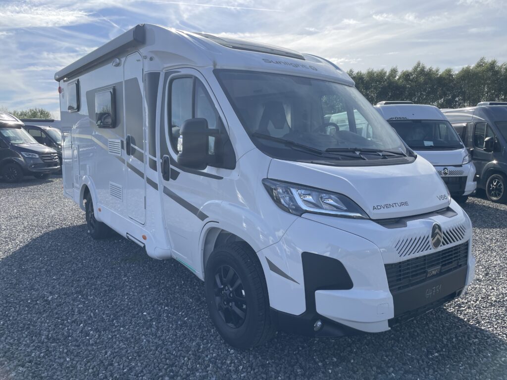 SUNLIGHT V 66 VAN ADVENTURE ED
