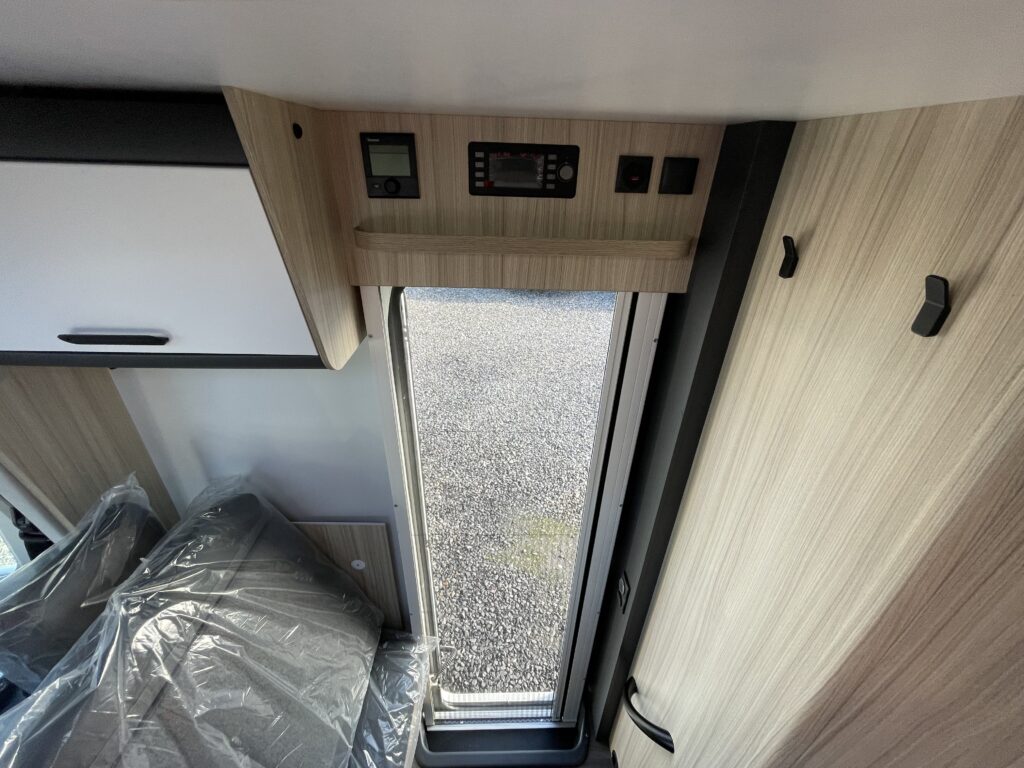 SUN LIVING 70DL C