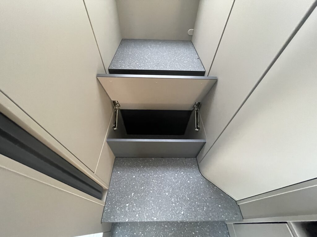 ADRIA DL COMPACT SUPREME T