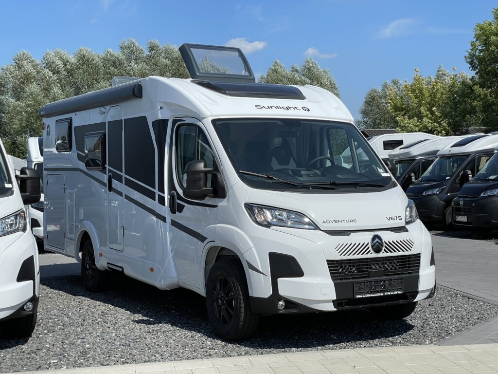 SUNLIGHT V 67 S VAN ADVENTURE ED